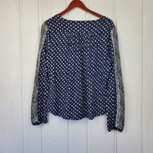 Lucky Brand Women's Medium Long Sleeve Boho Blue White Paisley Print Top - Picture 7 of 9